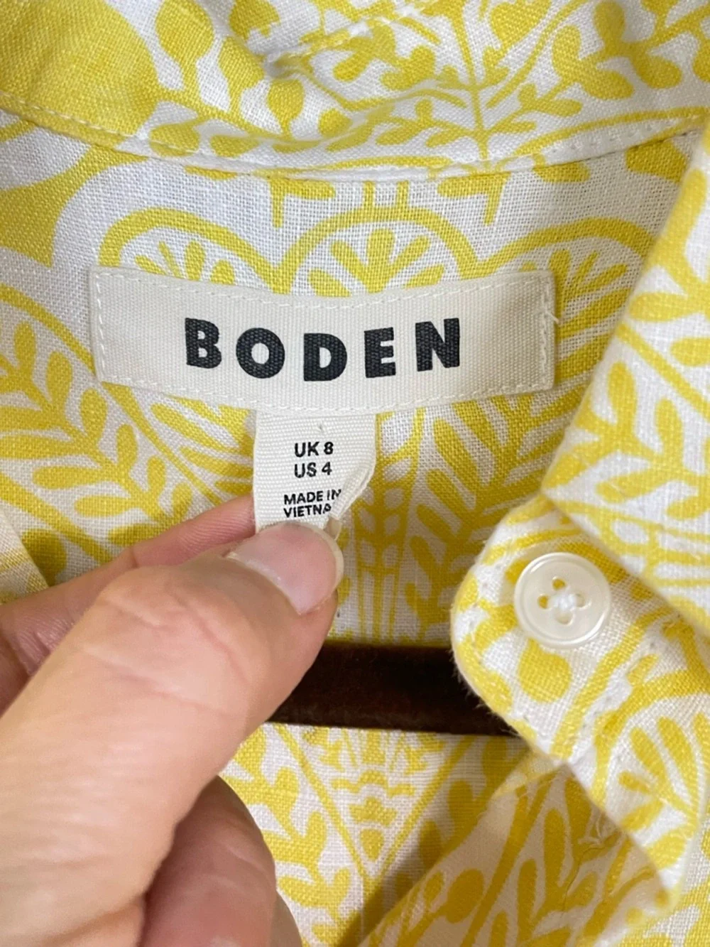 Boden Yellow and White Floral Short Sleeve Linen Button Up Shirt Size 4 - Picture 3 of 6